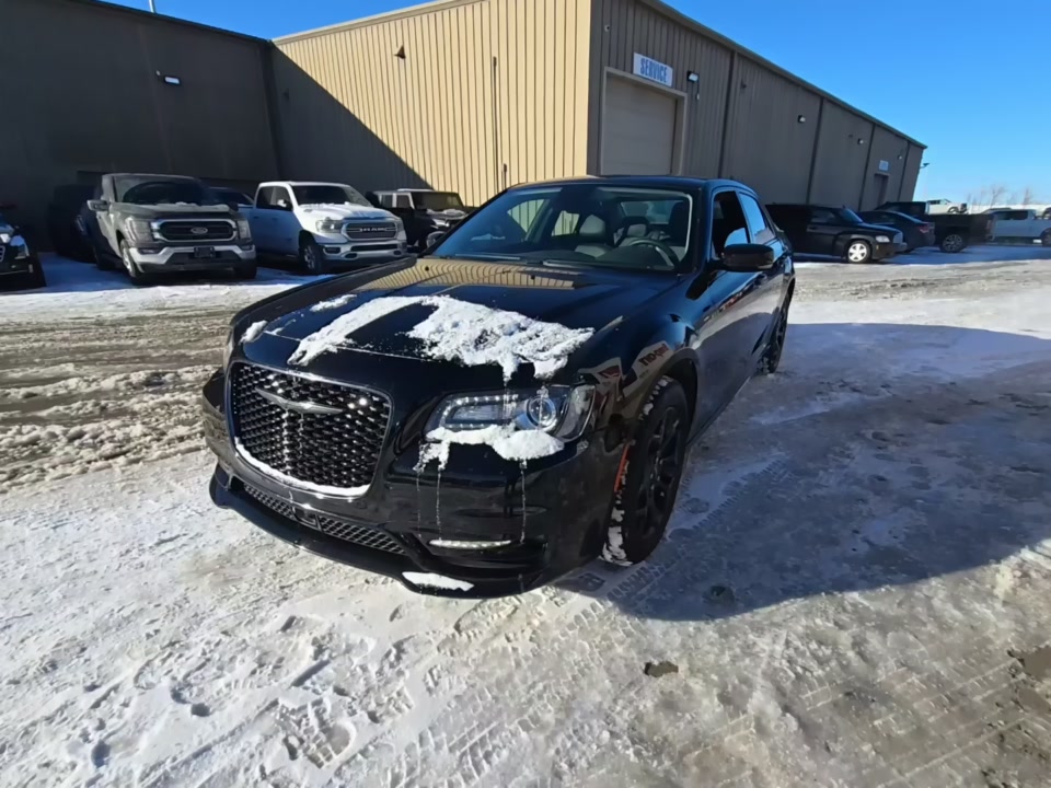2023 Chrysler 300 Touring L AWD