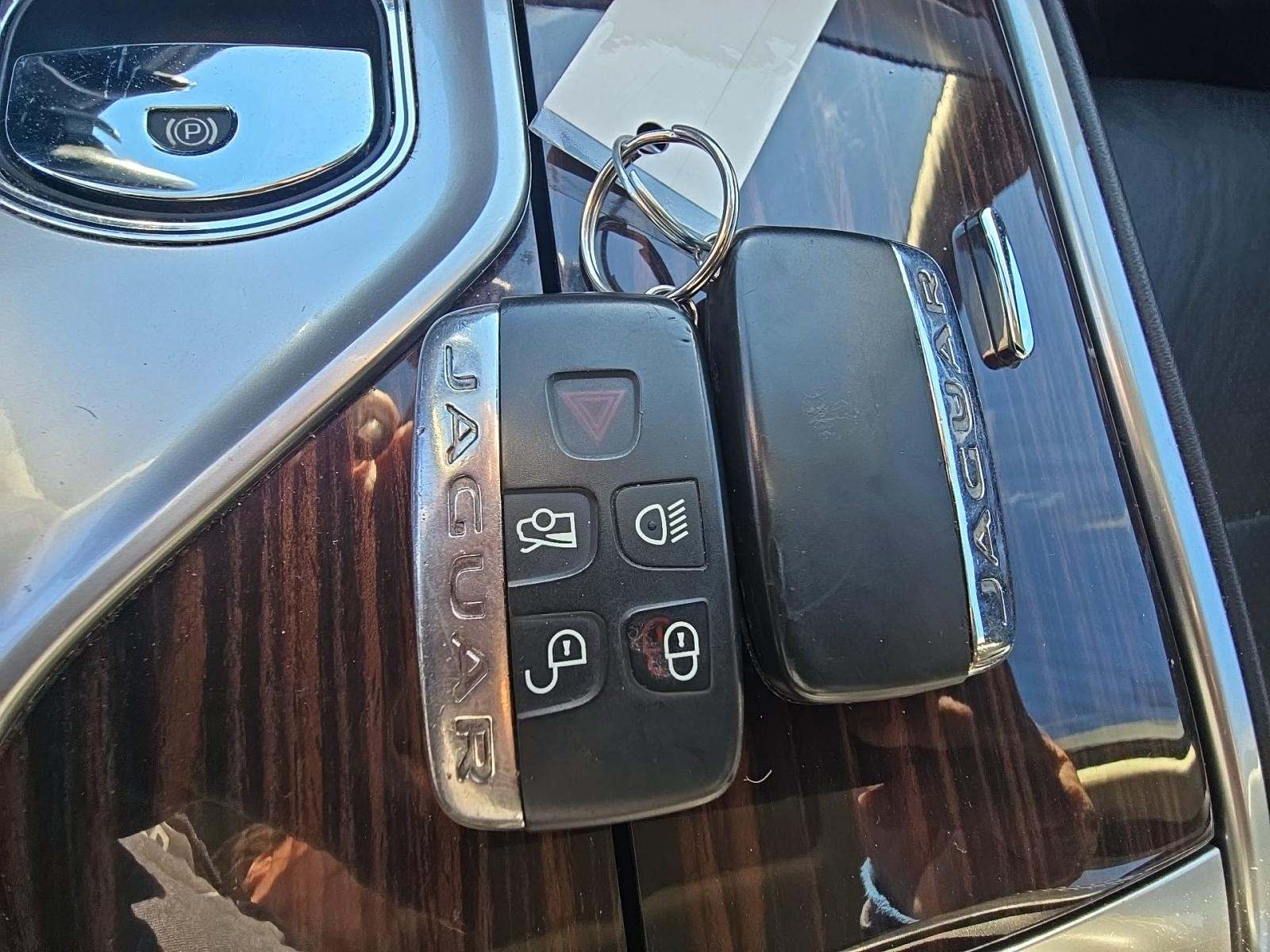 2015 Jaguar XF 3.0 Sport AWD