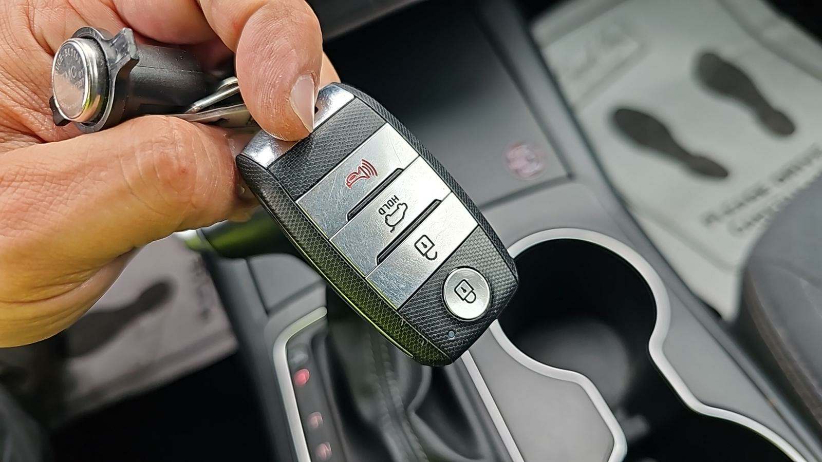 2020 Kia Sorento S V6 FWD