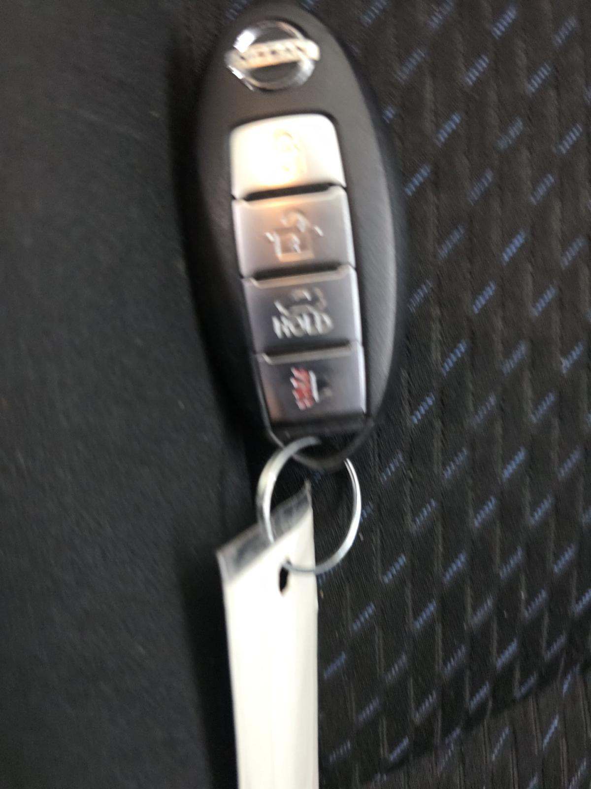 NISSAN SENTRA - 8