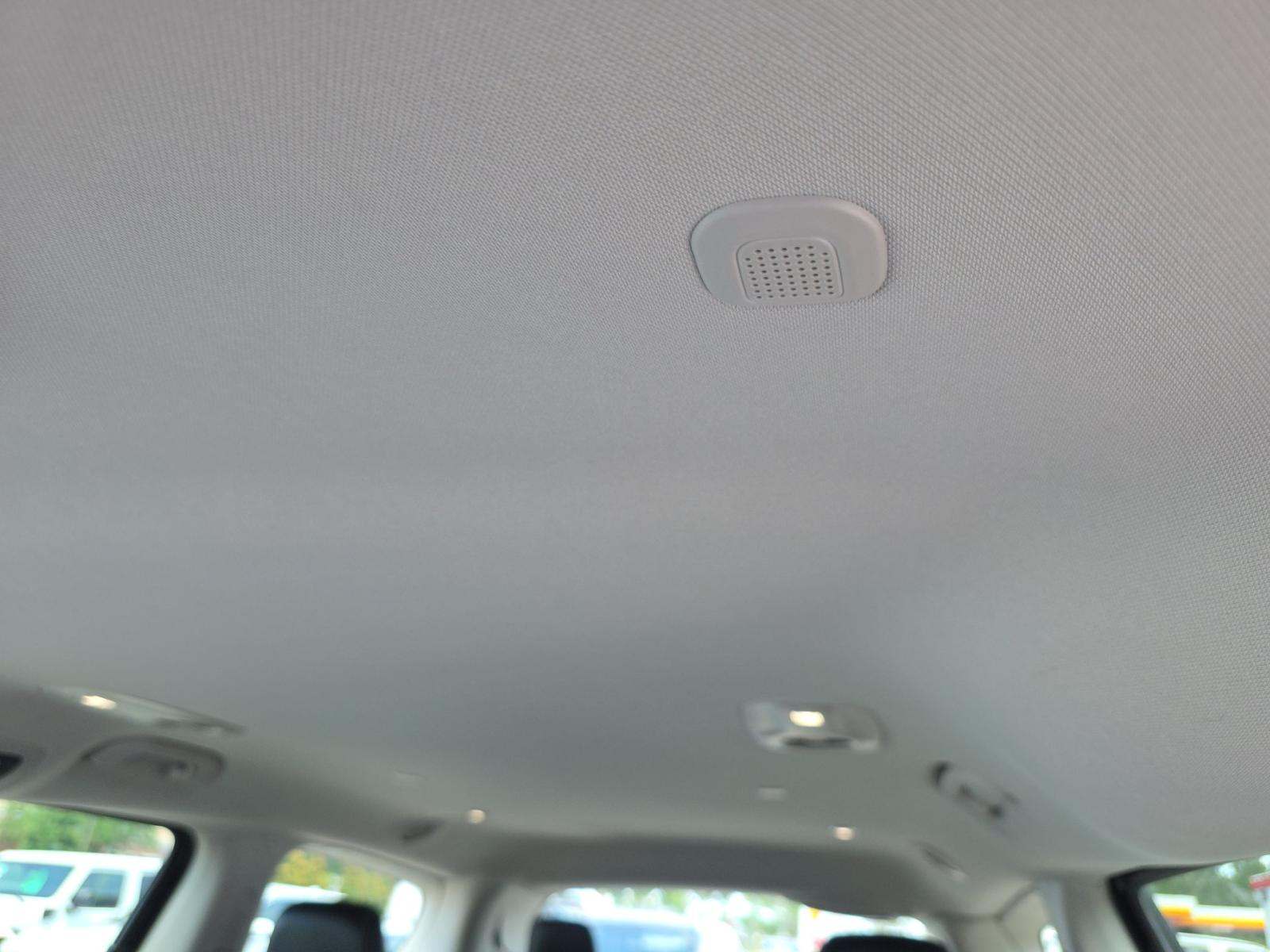 2024 Chrysler Pacifica Hybrid Select FWD