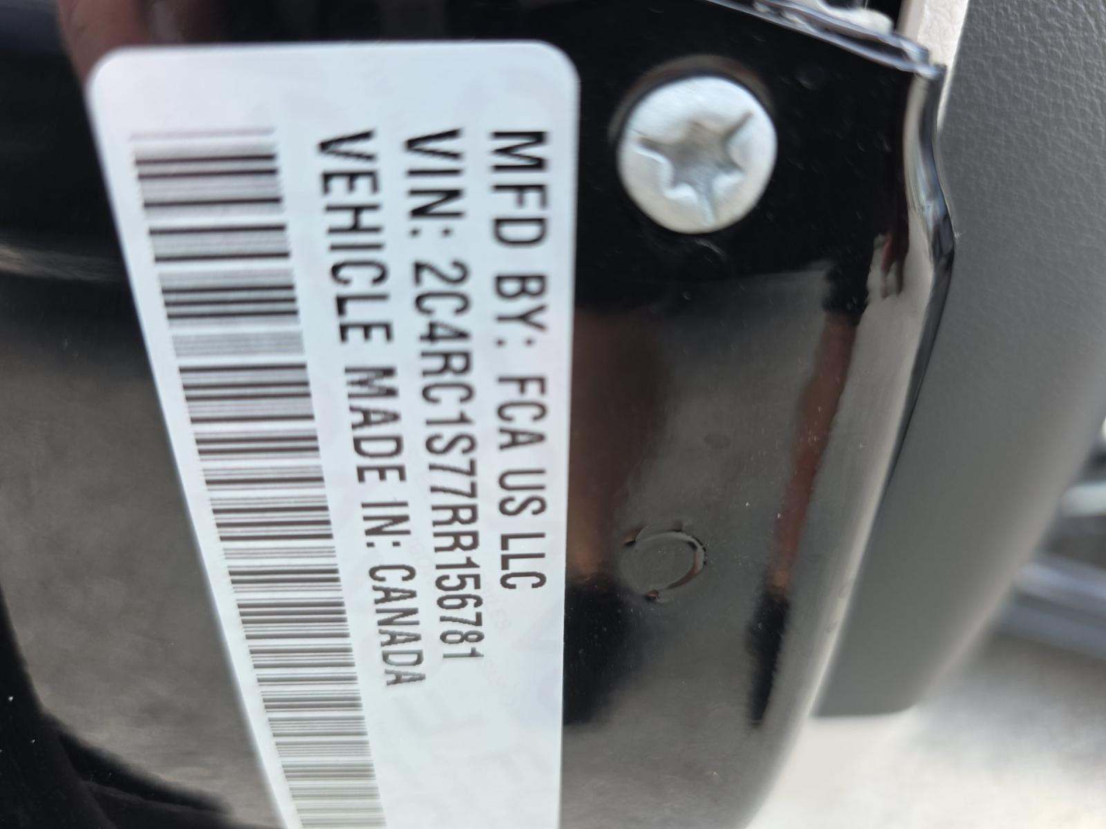 2024 Chrysler Pacifica Hybrid Select FWD