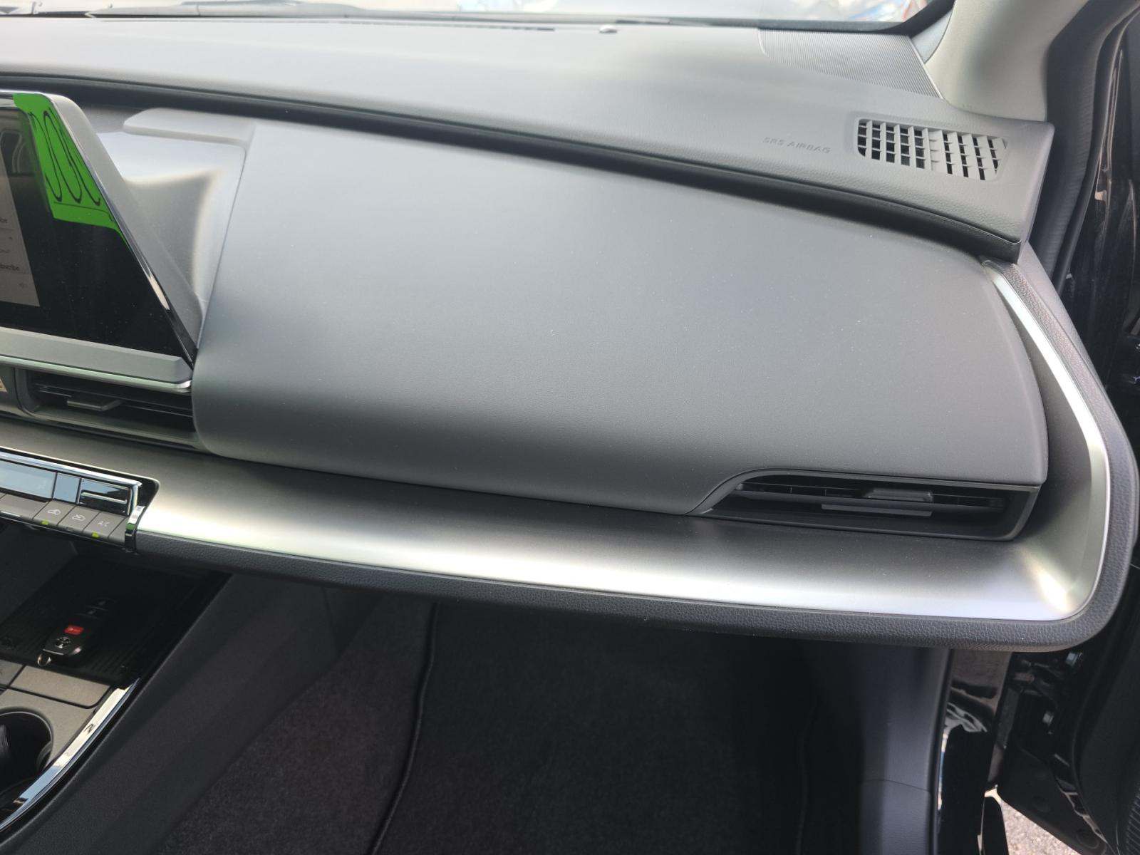 2025 Toyota Prius LE FWD