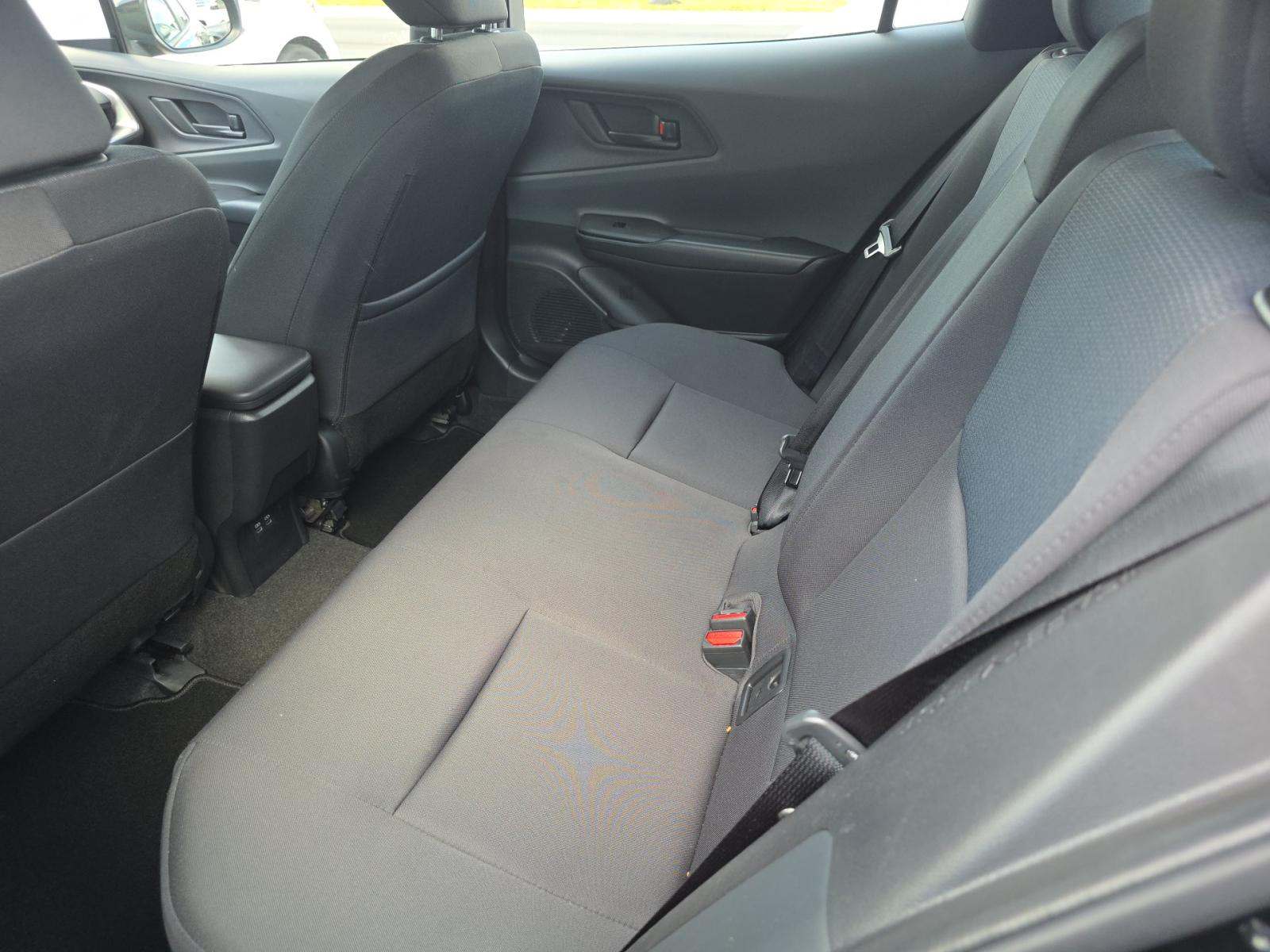 2025 Toyota Prius LE FWD