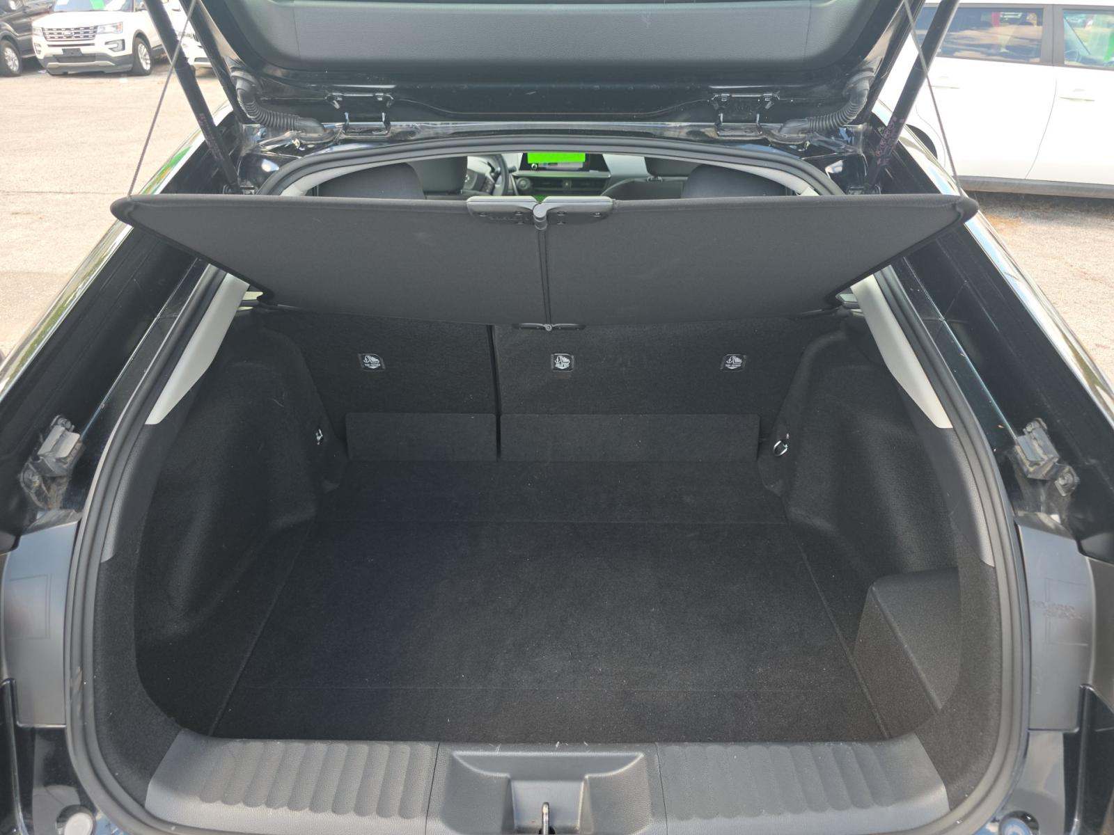 2025 Toyota Prius LE FWD