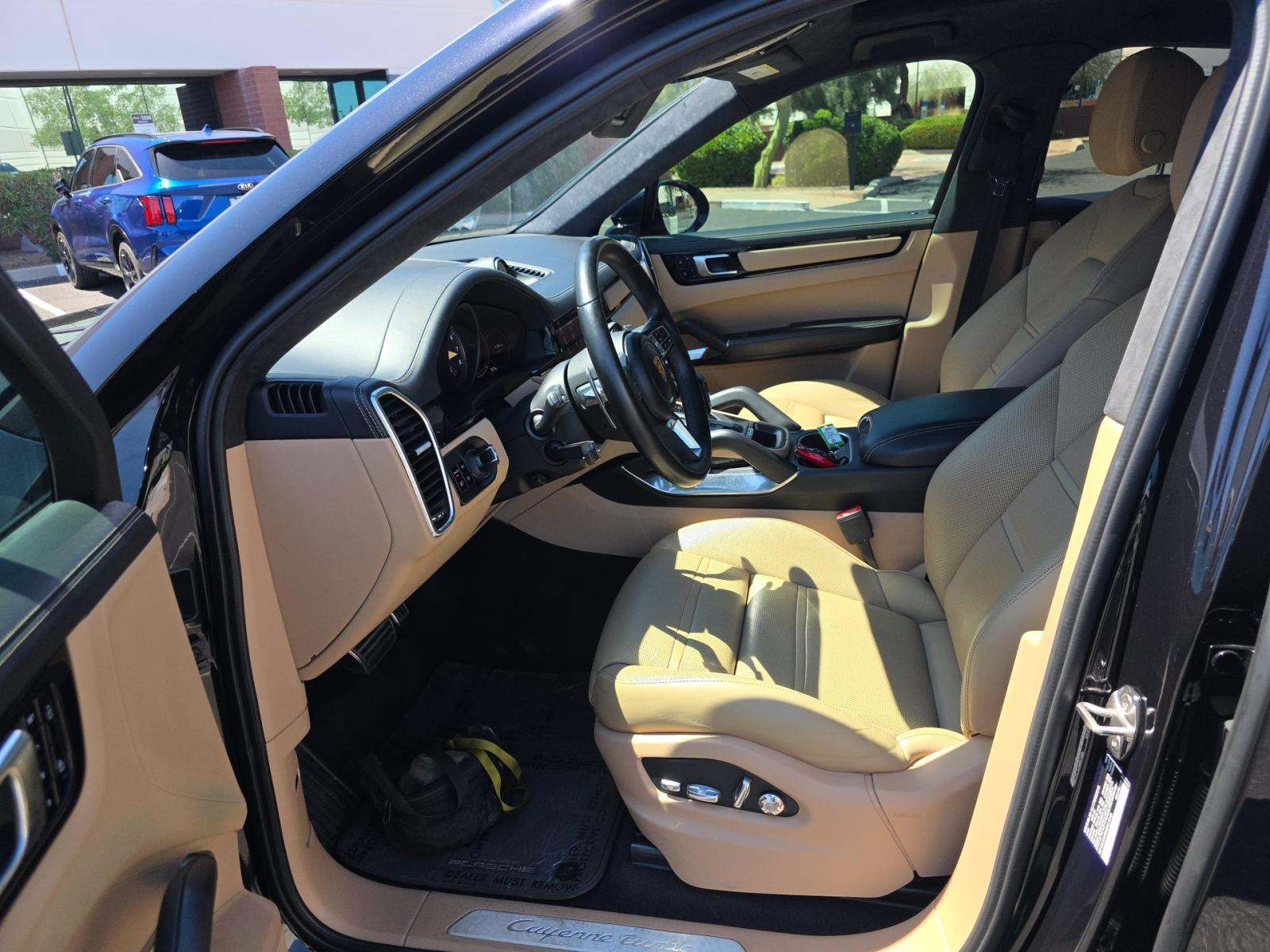 PORSCHE CAYENNE - 2