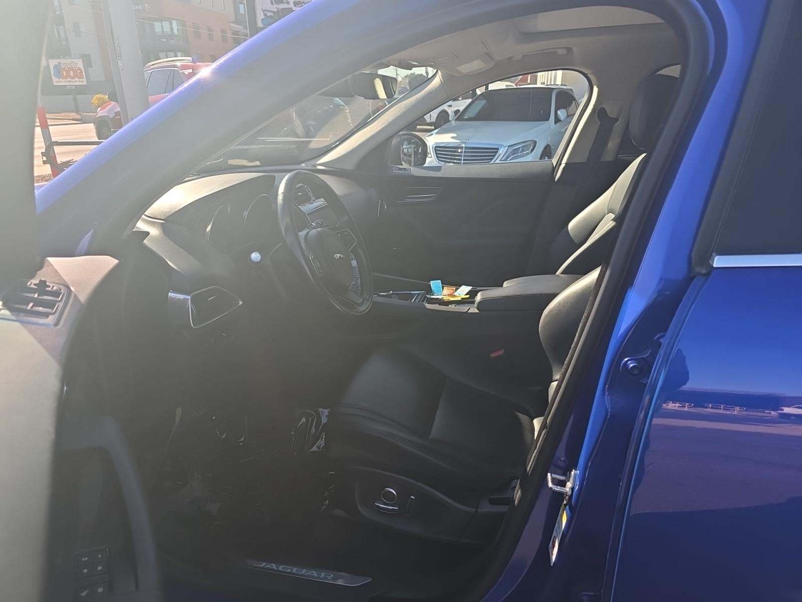 2020 Jaguar F-PACE 25t Premium AWD