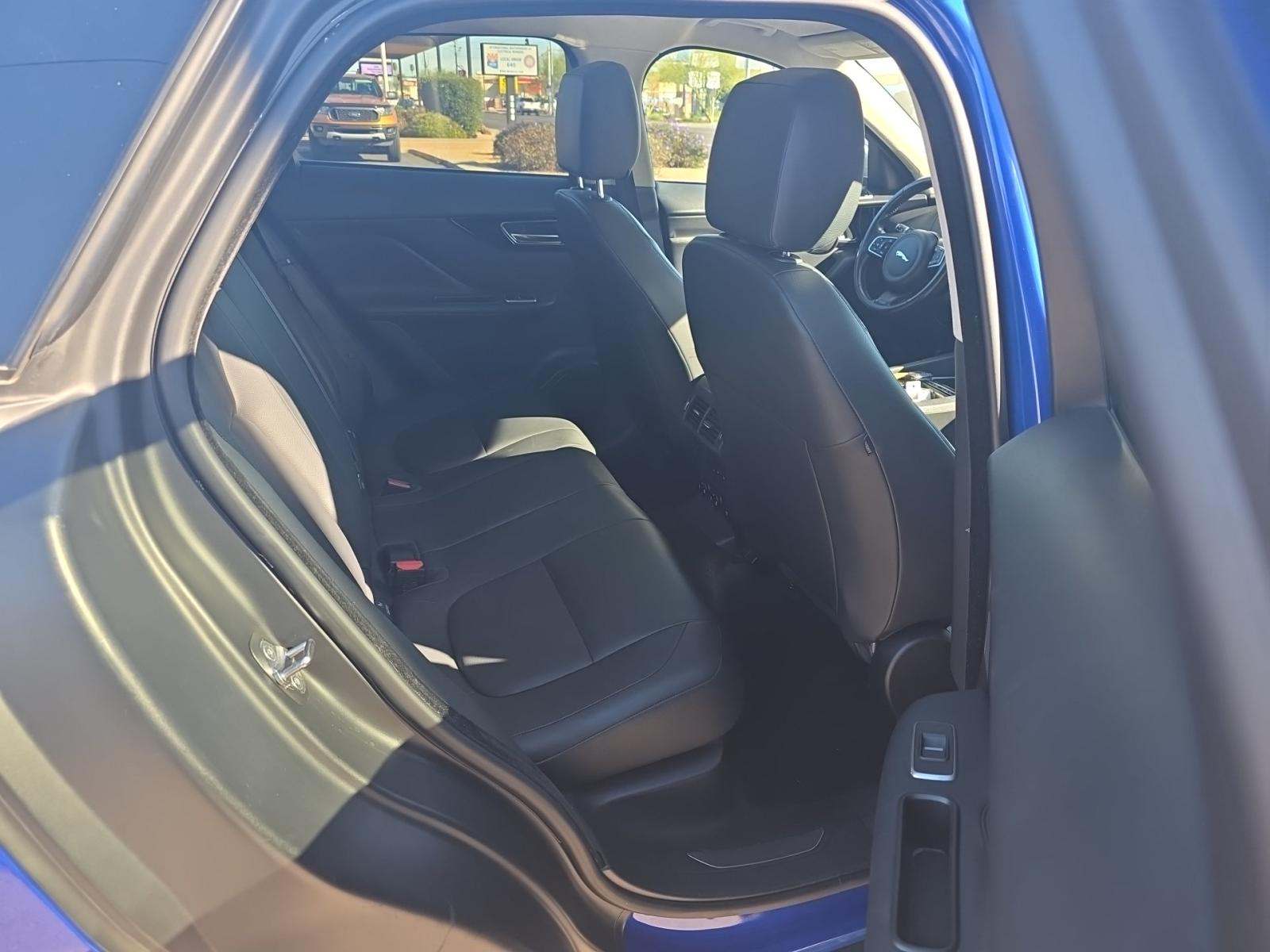 2020 Jaguar F-PACE 25t Premium AWD