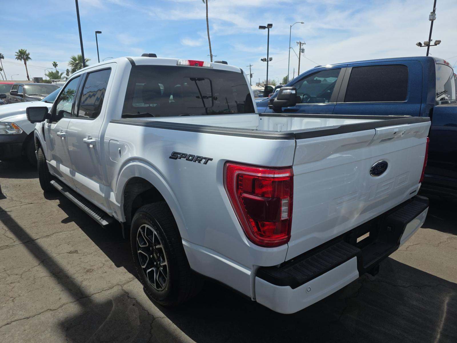 2022 Ford F-150 XLT RWD