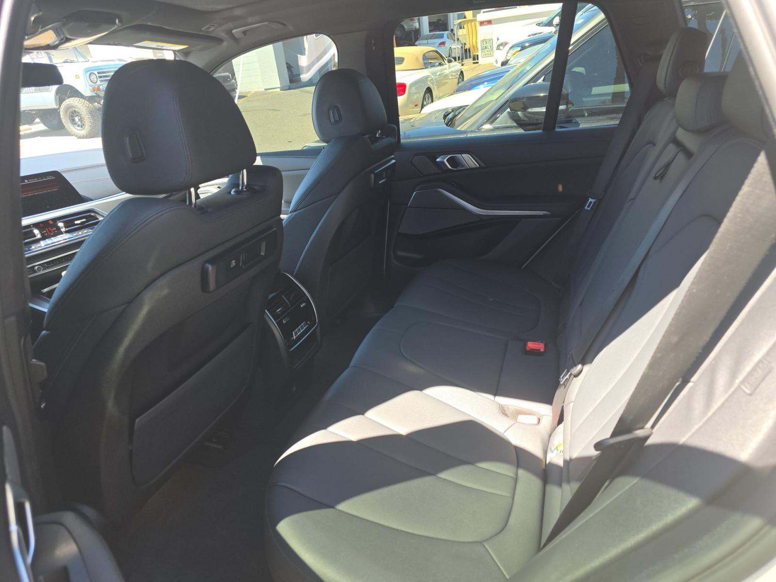 2020 BMW X5 sDrive40i RWD