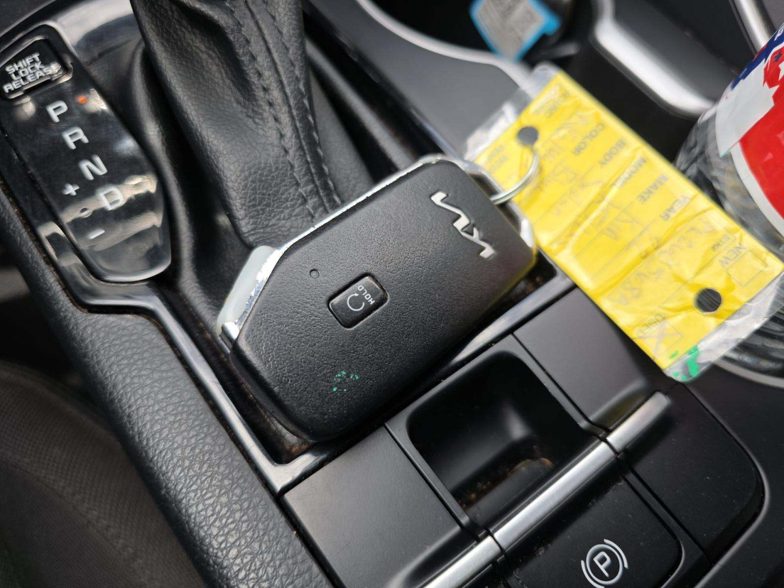 2022 Kia K5 LXS FWD