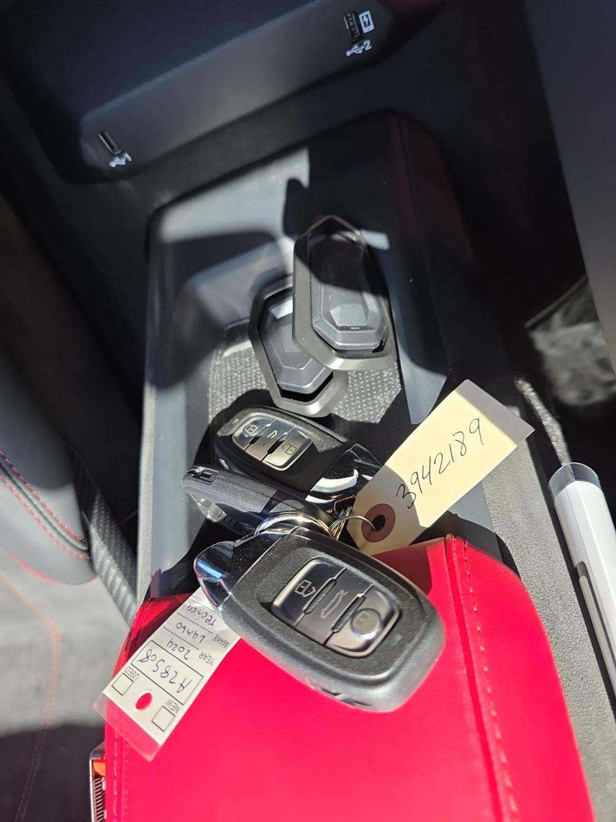 2024 Lamborghini Huracan Tecnica RWD