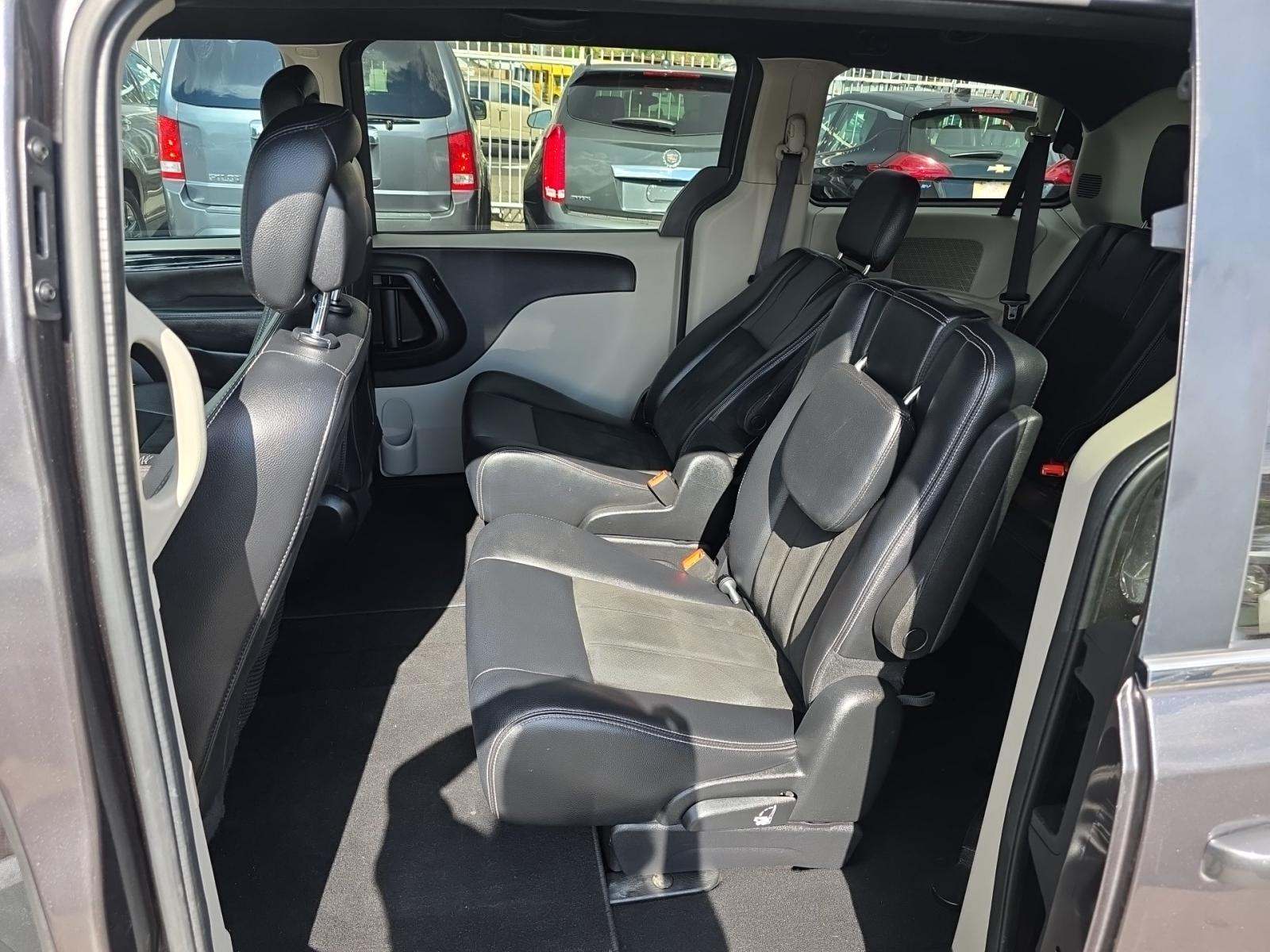 2019 Dodge Grand Caravan SXT FWD