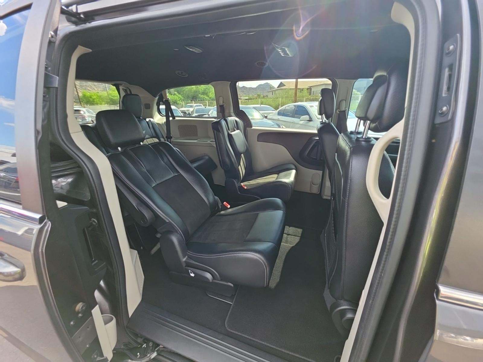 2019 Dodge Grand Caravan SXT FWD