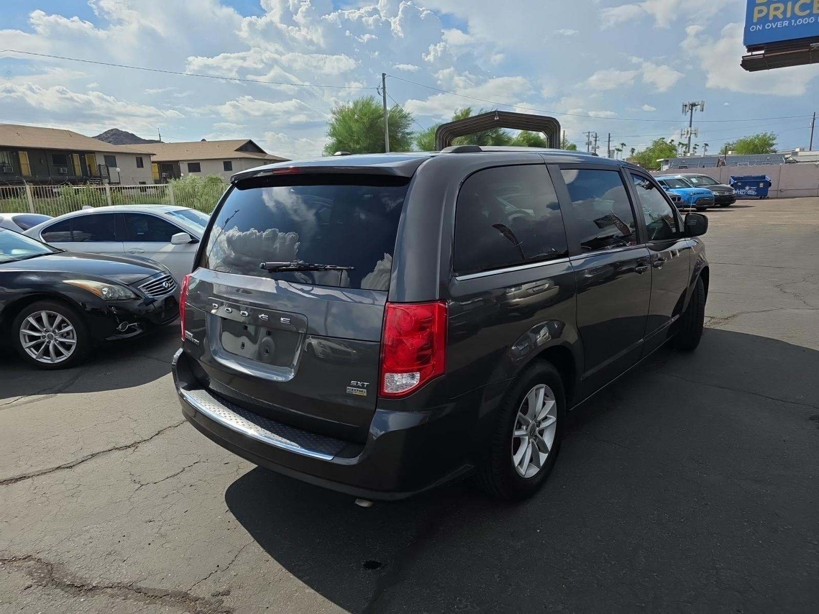 2019 Dodge Grand Caravan SXT FWD