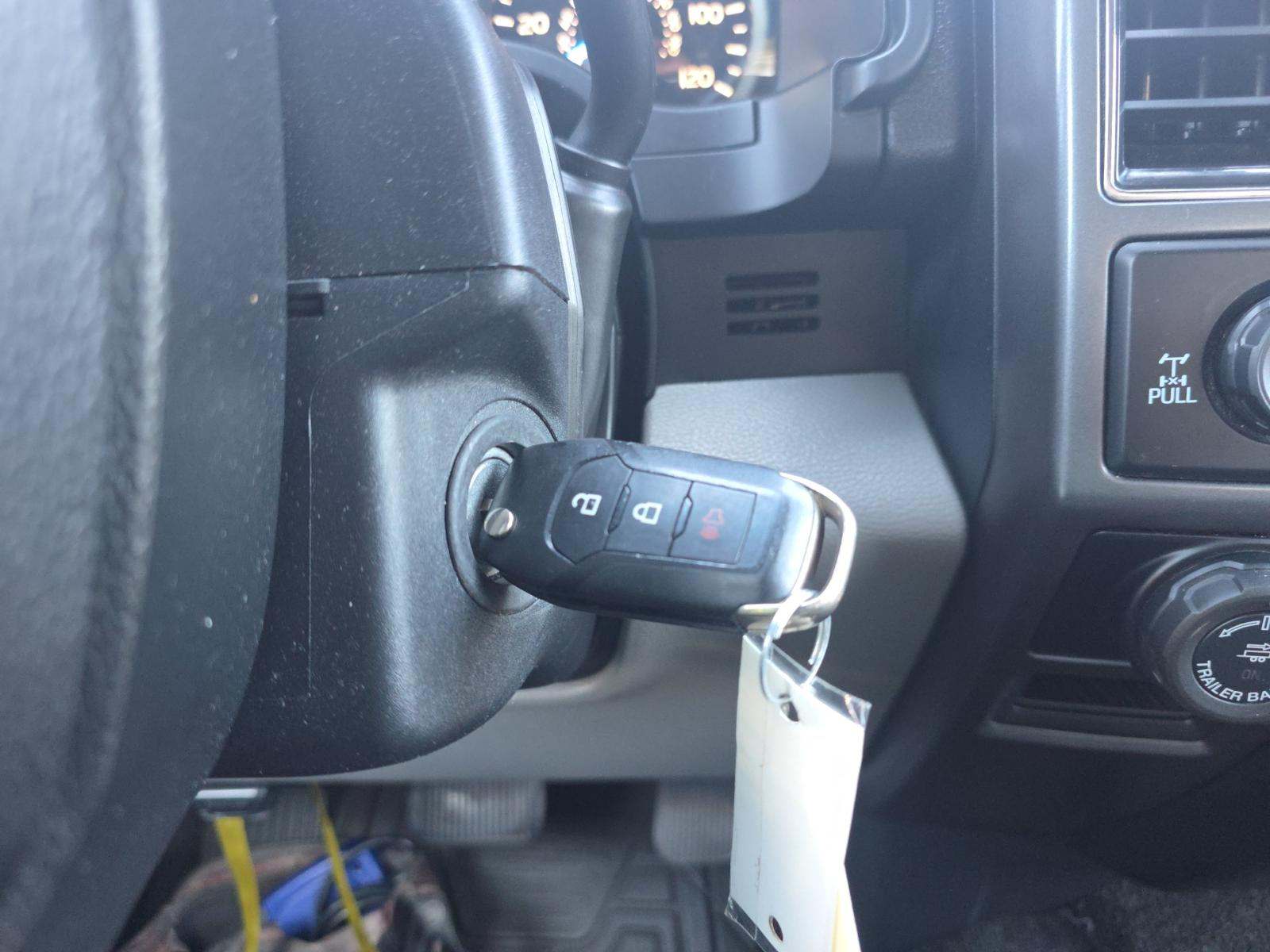 FORD F-150 - 8
