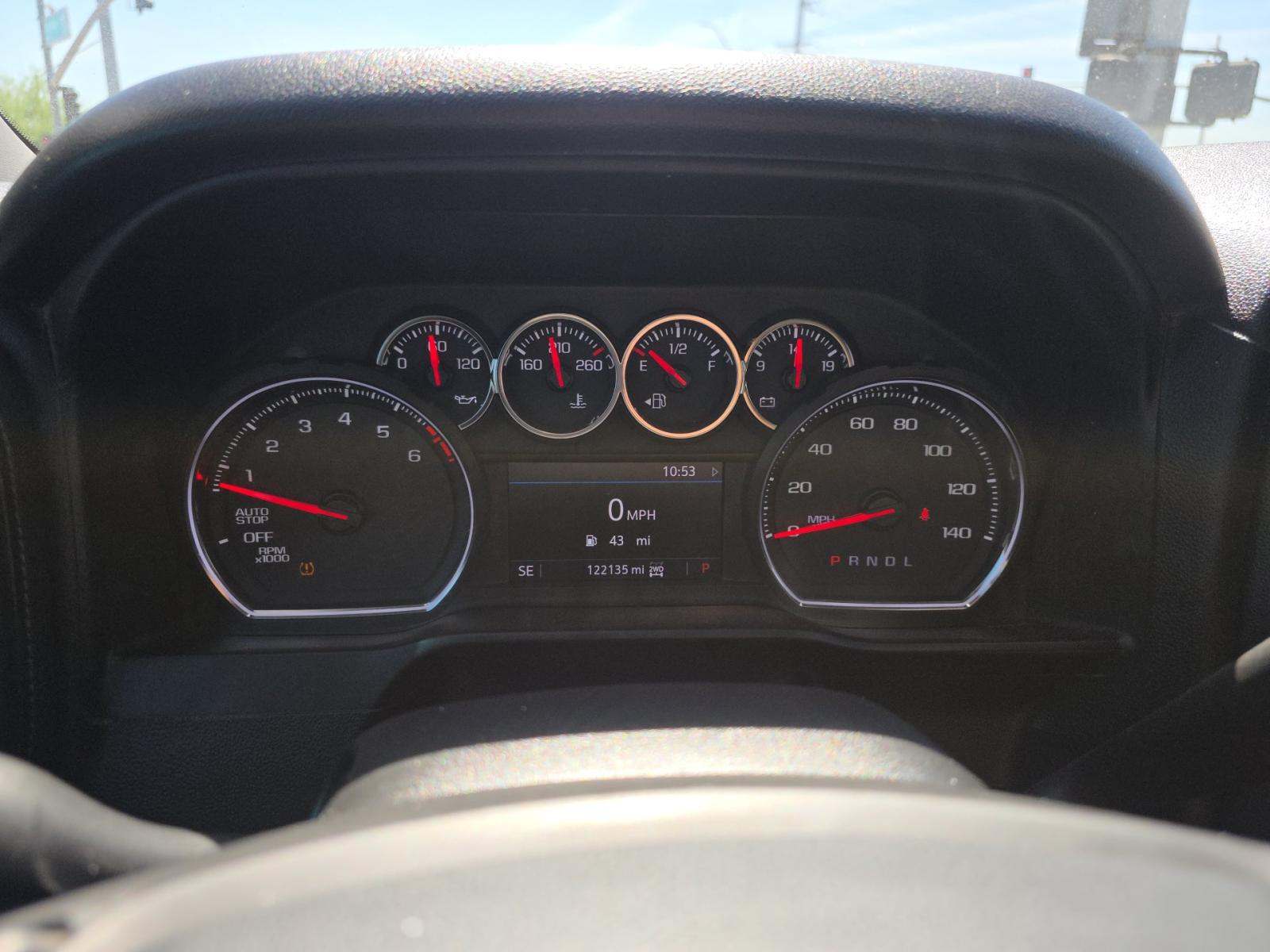 CHEVROLET SILVERADO - 8