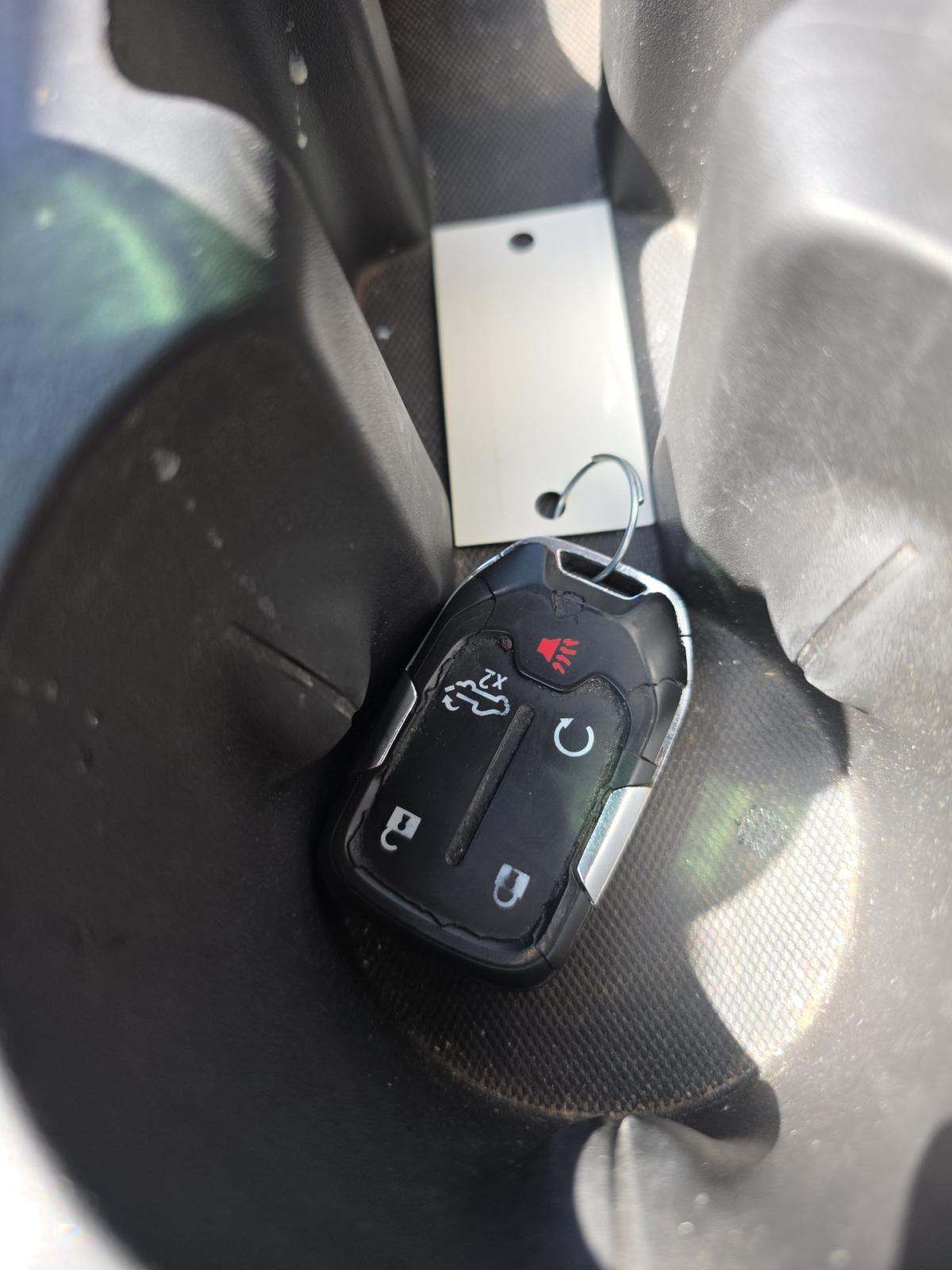 CHEVROLET SILVERADO - 7