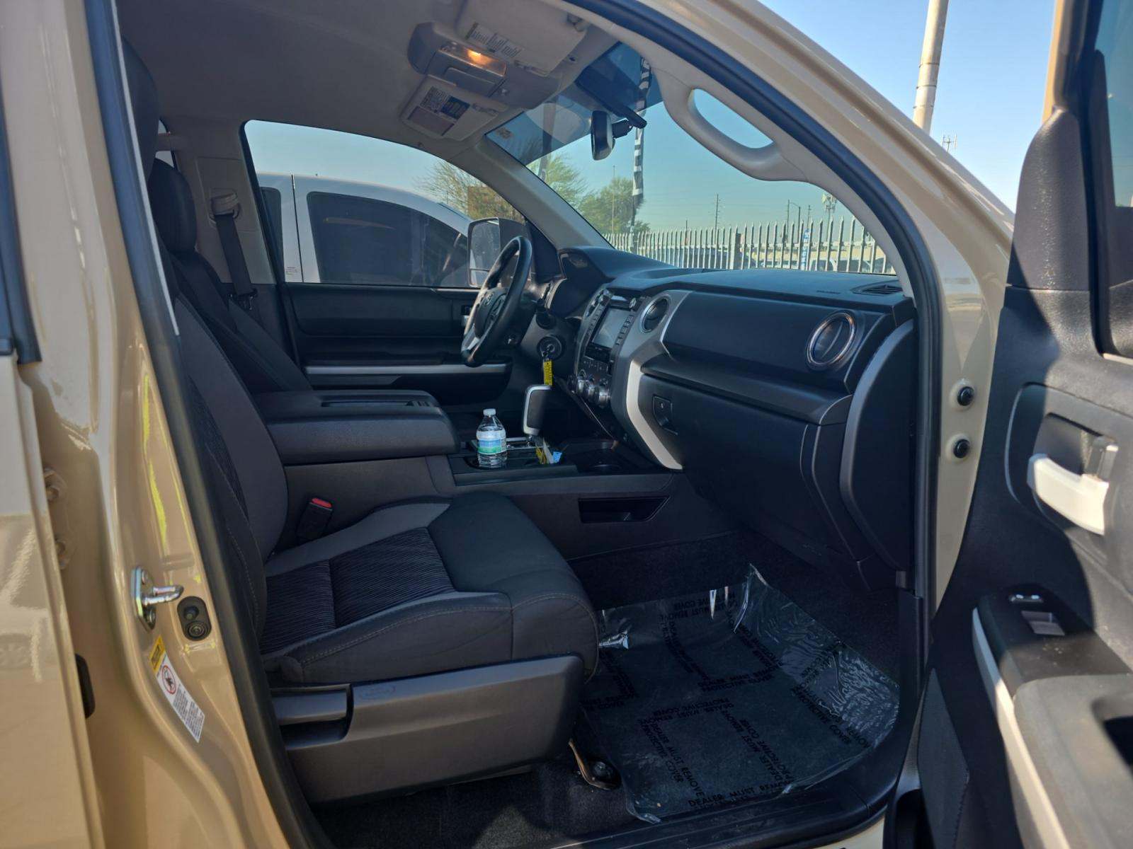 2017 Toyota Tundra SR5 AWD