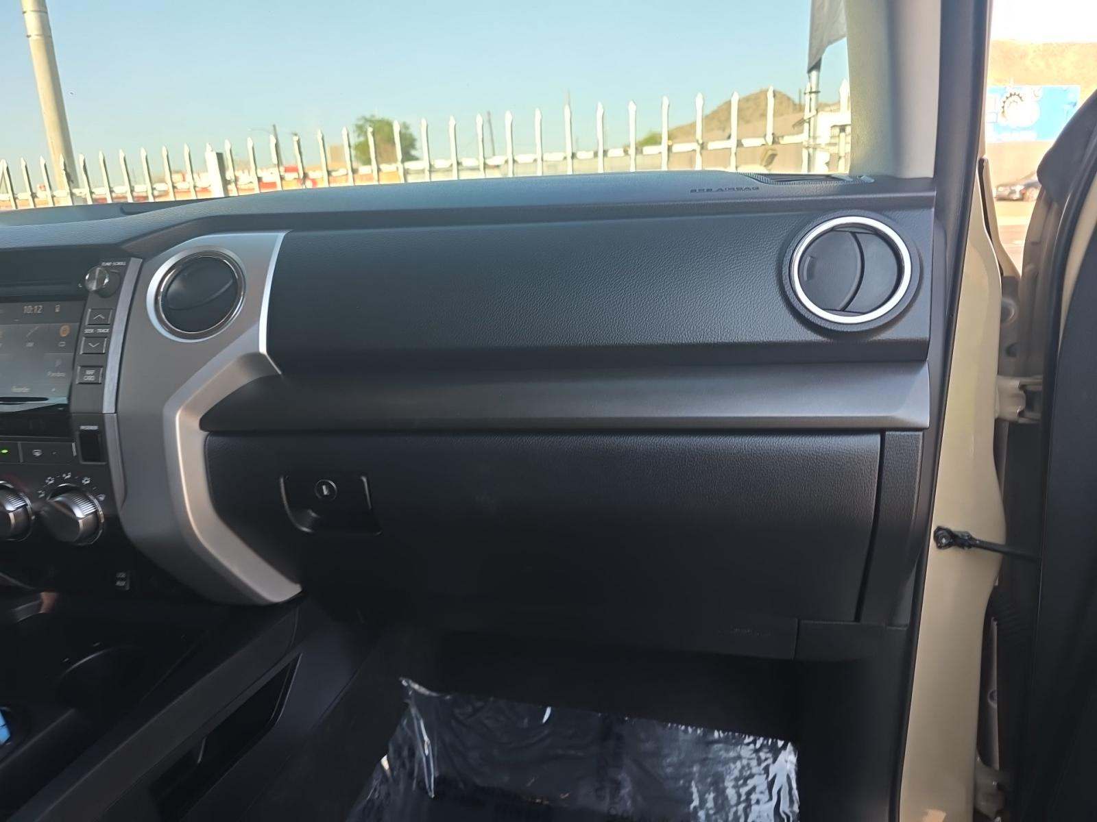 2017 Toyota Tundra SR5 AWD