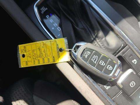 HYUNDAI SEL PLUS - 4