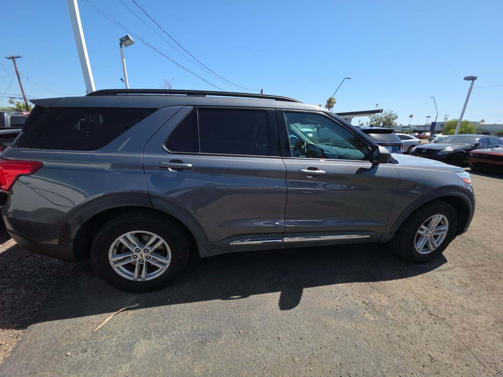 FORD EXPLORER - 4