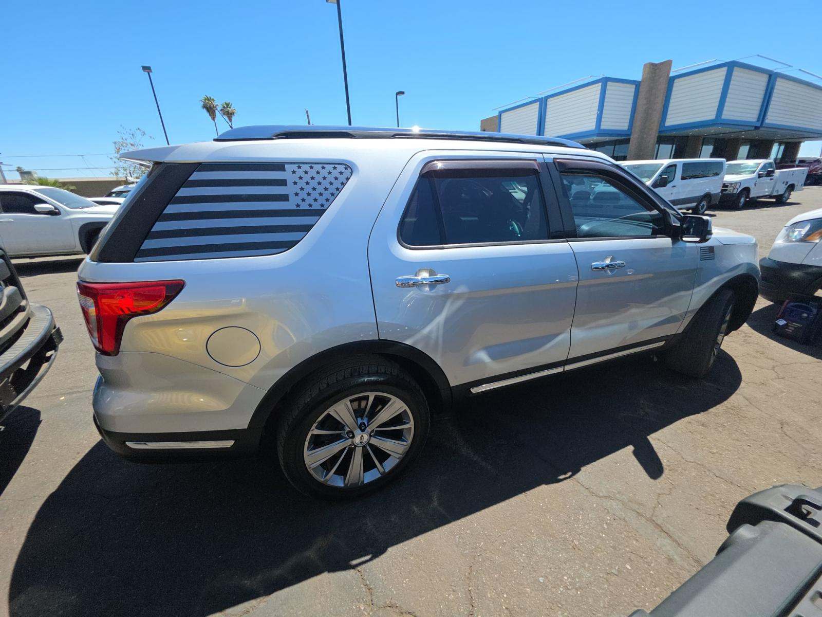 FORD EXPLORER - 4
