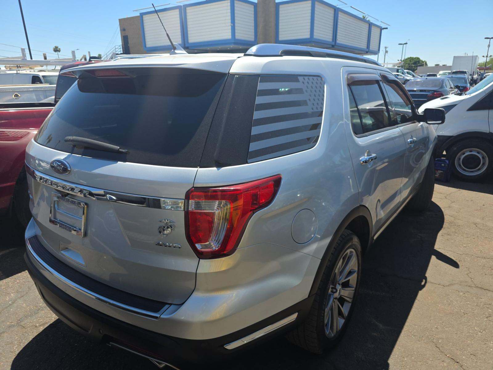 FORD EXPLORER - 3