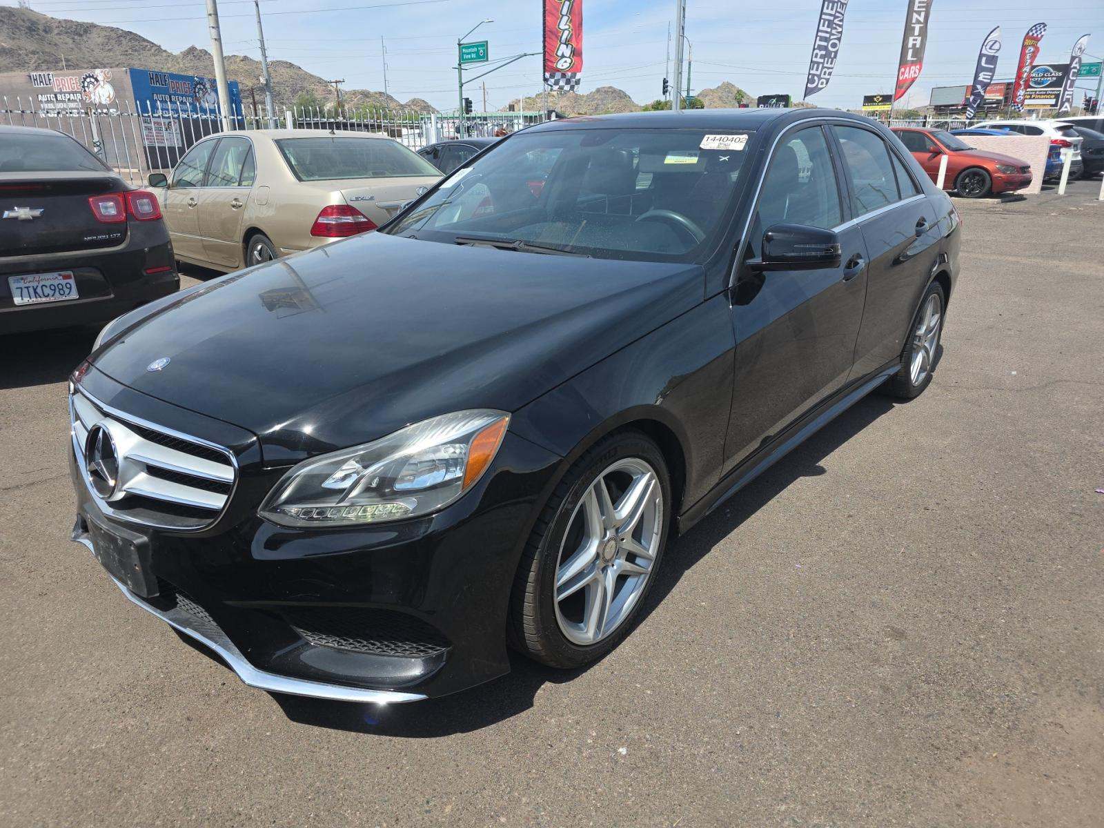 MERCEDES-BENZ E-CLASS - 1