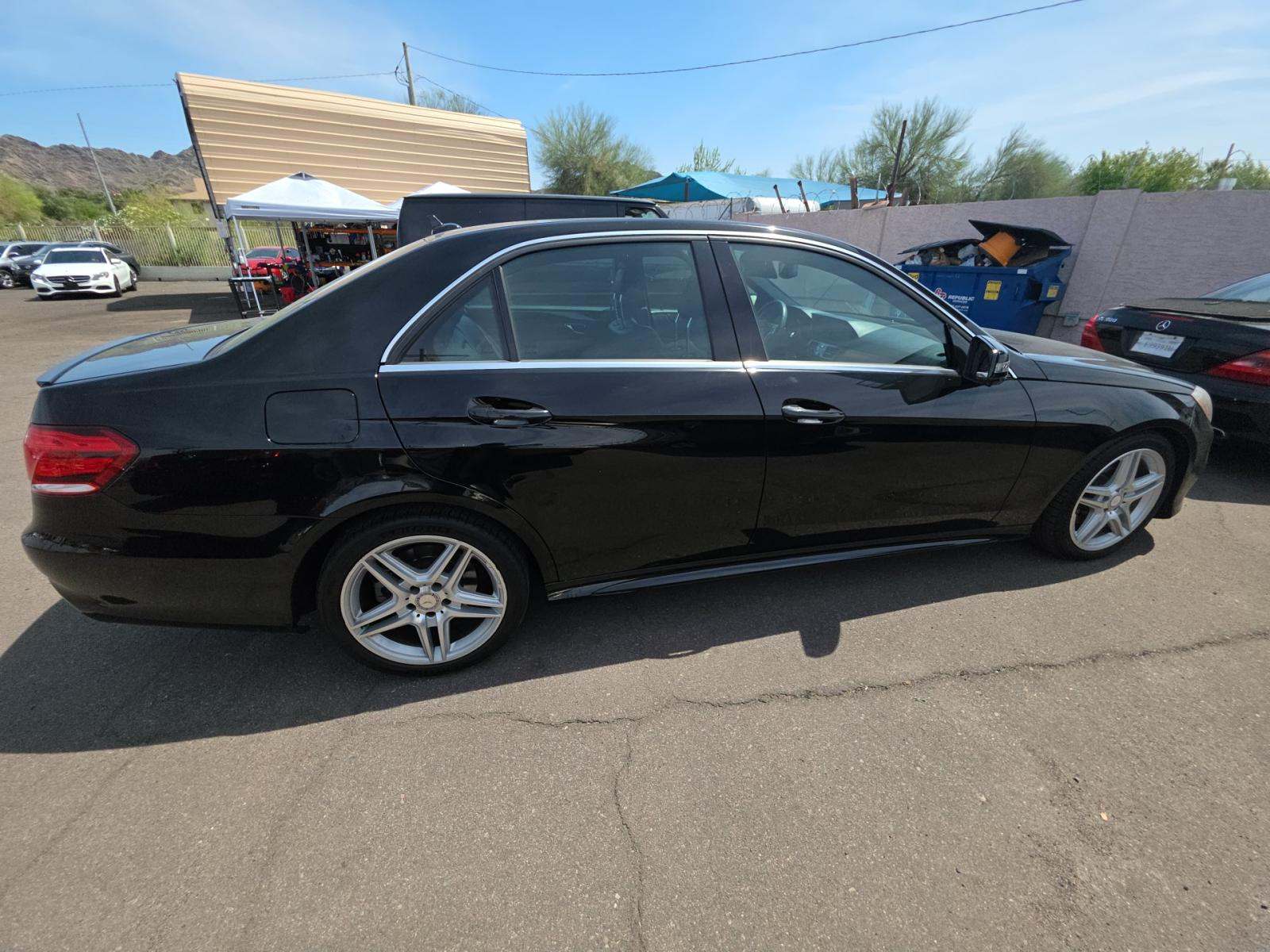 MERCEDES-BENZ E-CLASS - 4