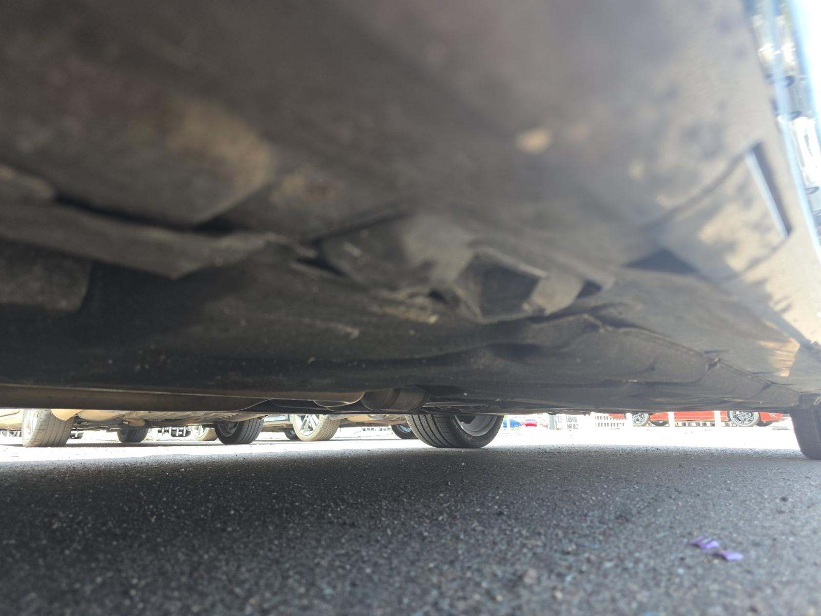 MERCEDES-BENZ E-CLASS - 7