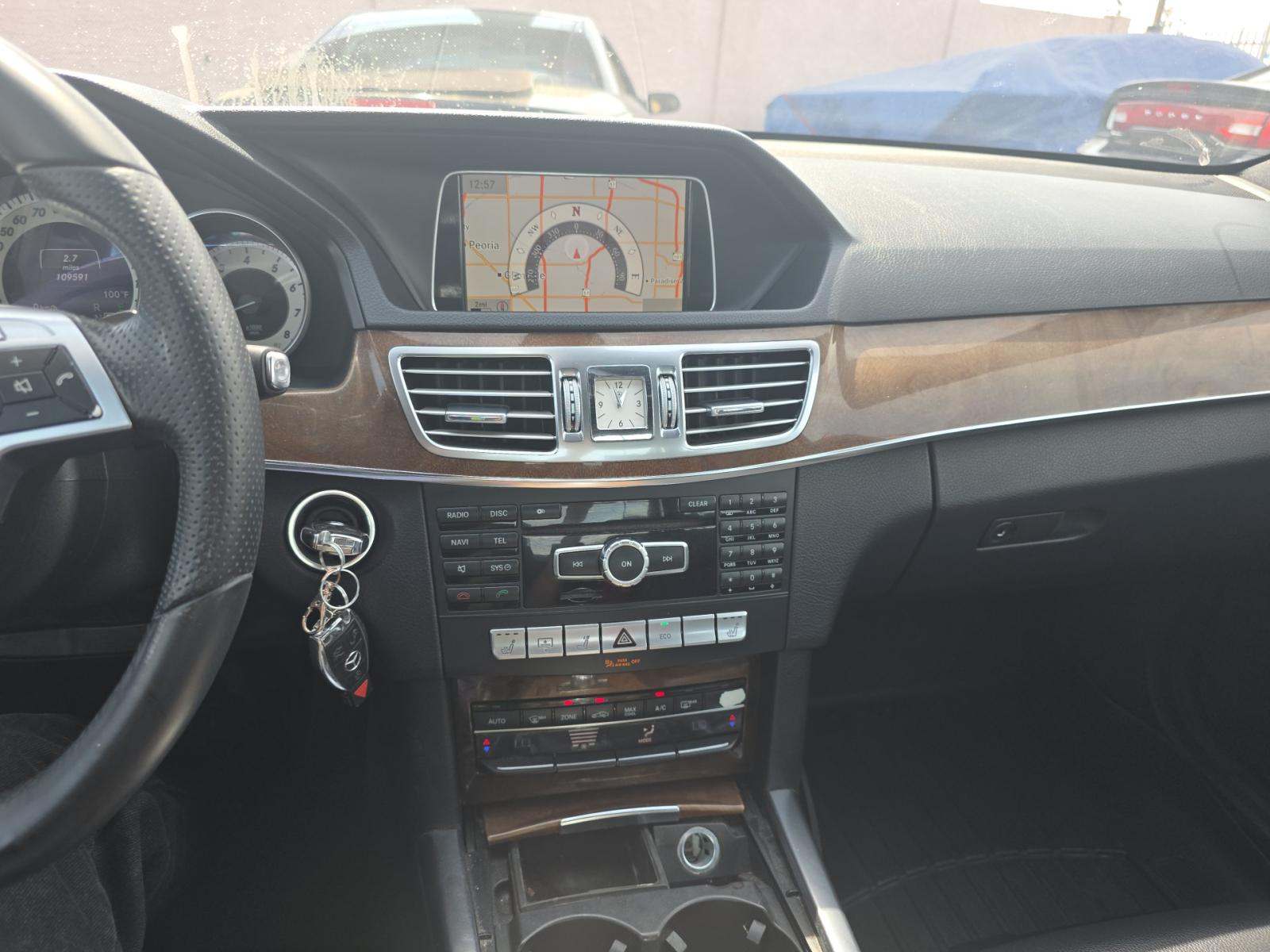 MERCEDES-BENZ E-CLASS - 10