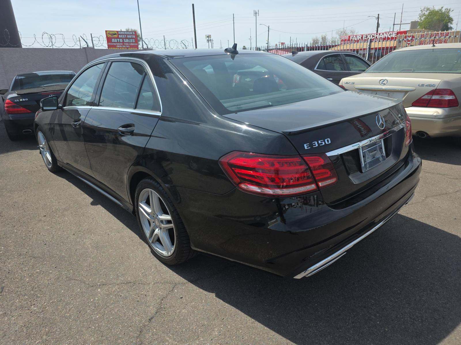 MERCEDES-BENZ E-CLASS - 2