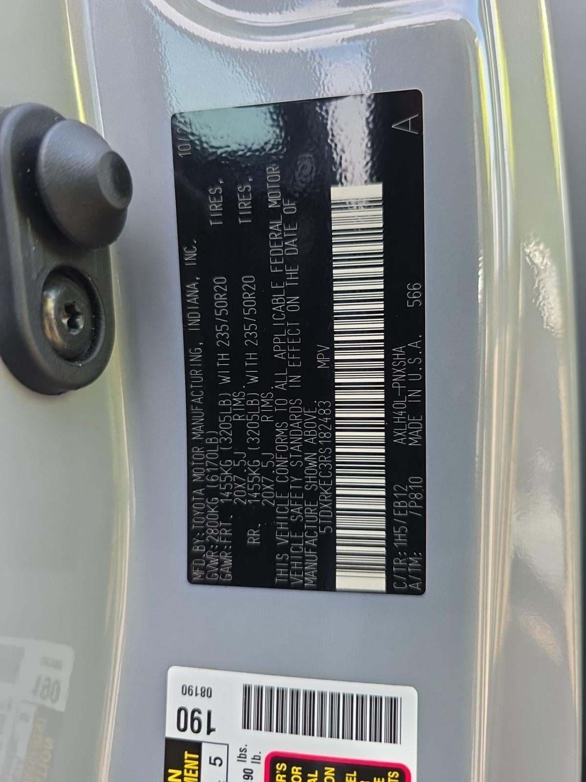 2024 Toyota Sienna XSE FWD