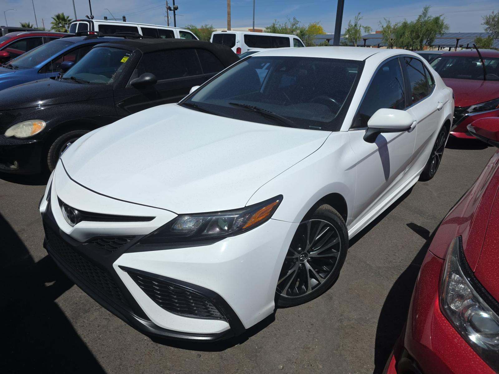 2021 Toyota Camry SE FWD