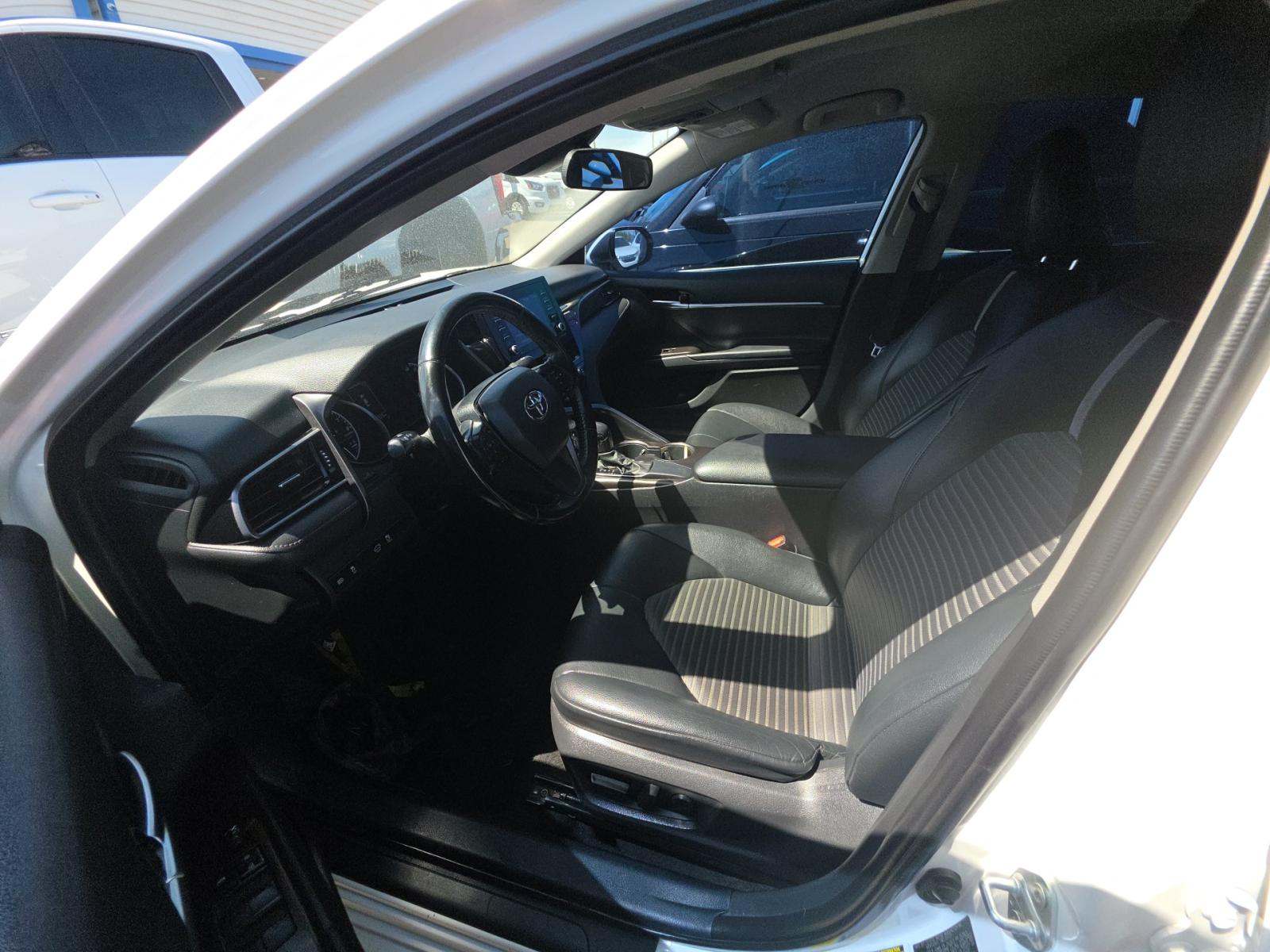 2021 Toyota Camry SE FWD