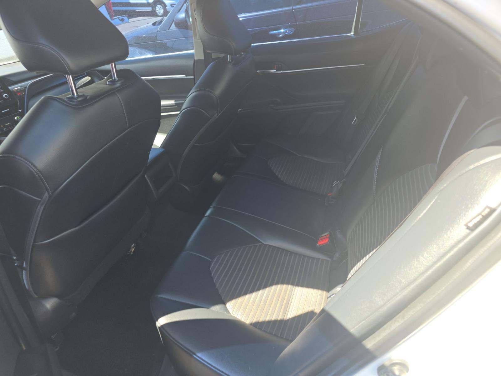 2021 Toyota Camry SE FWD