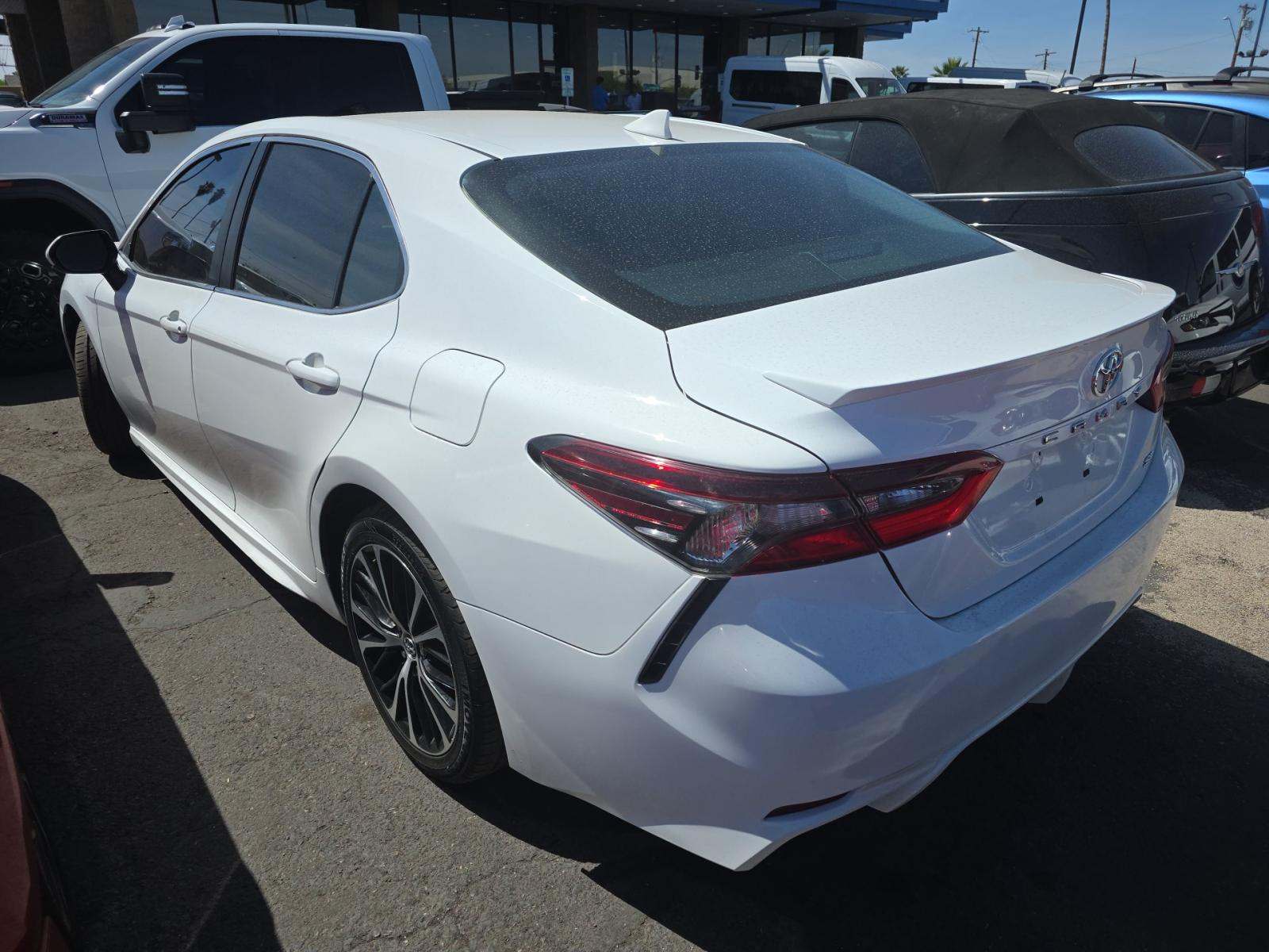 2021 Toyota Camry SE FWD