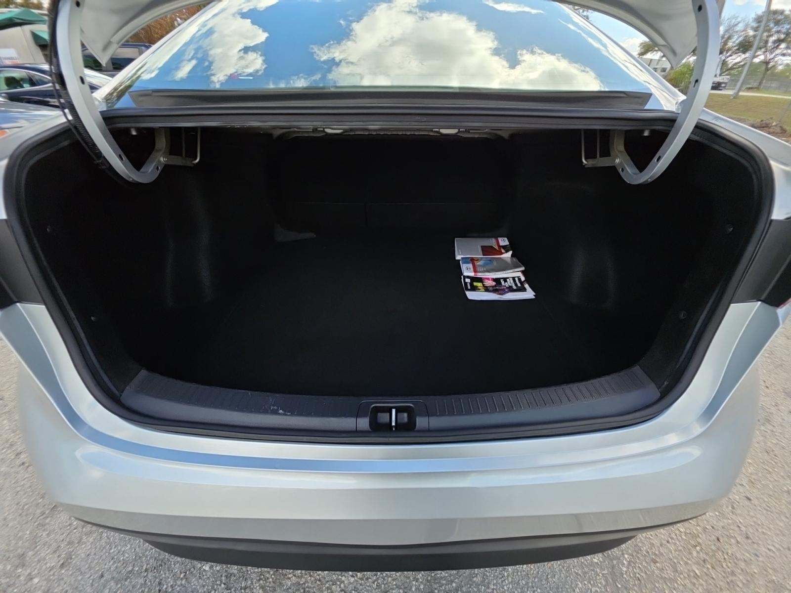 2024 Toyota Corolla LE FWD