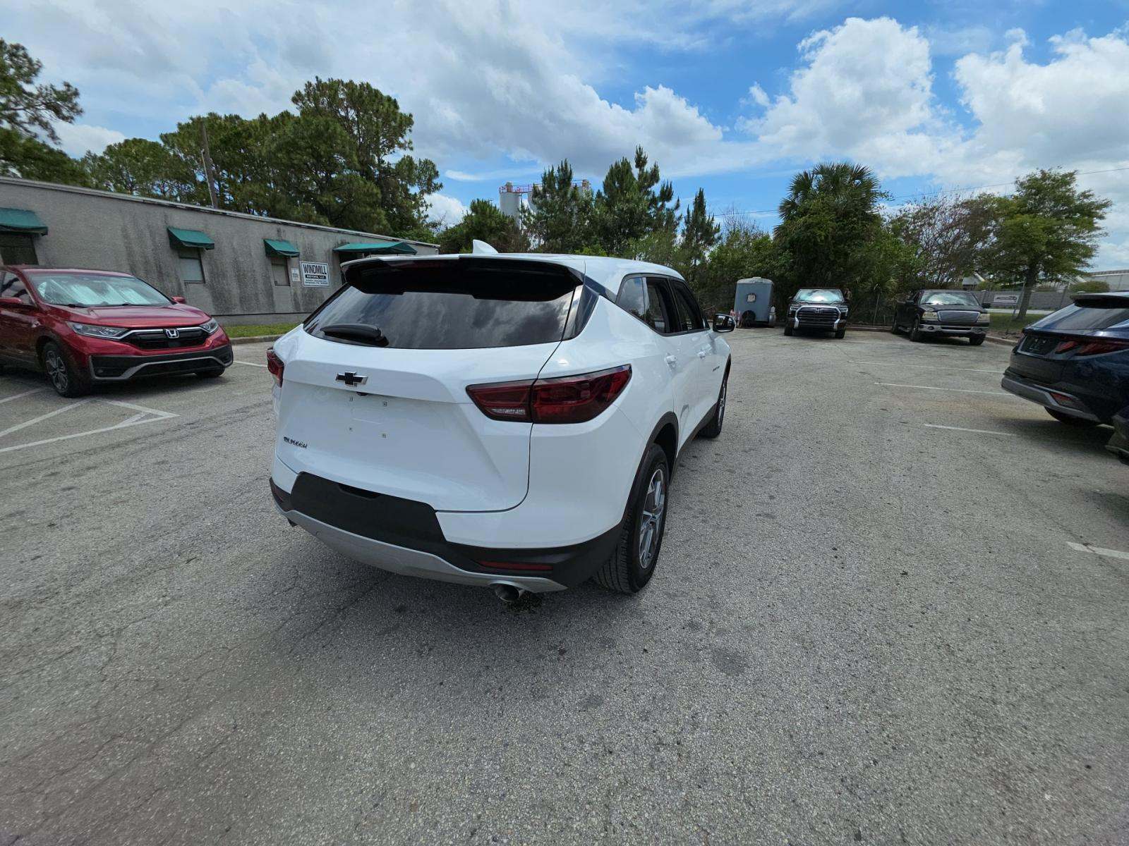 CHEVROLET BLAZER - 3