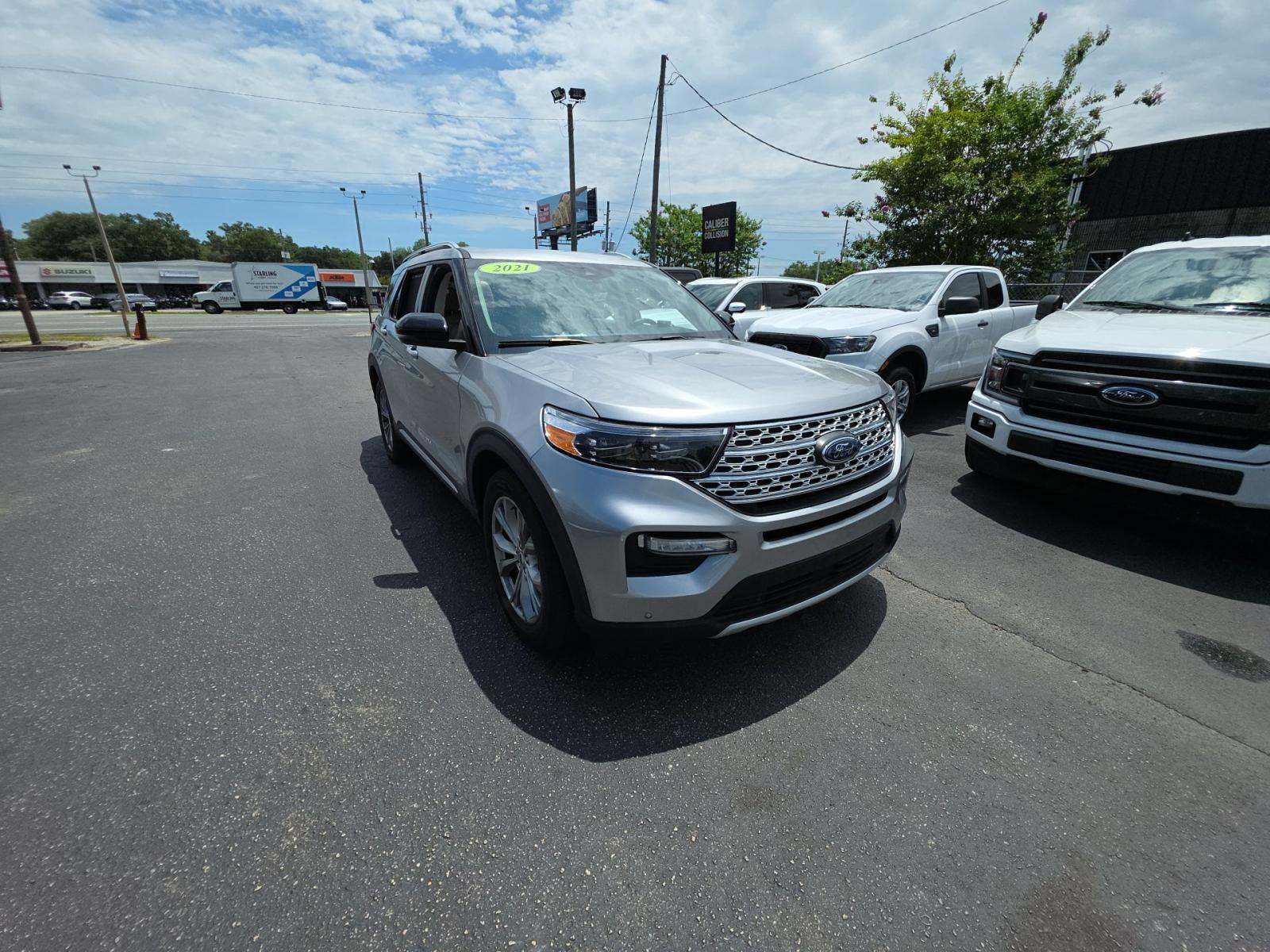 FORD EXPLORER - 4