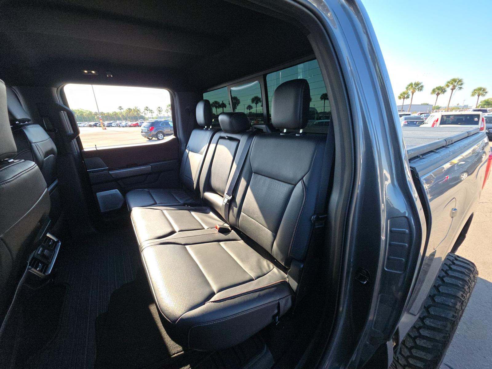 2022 Ford F-150 Lariat AWD