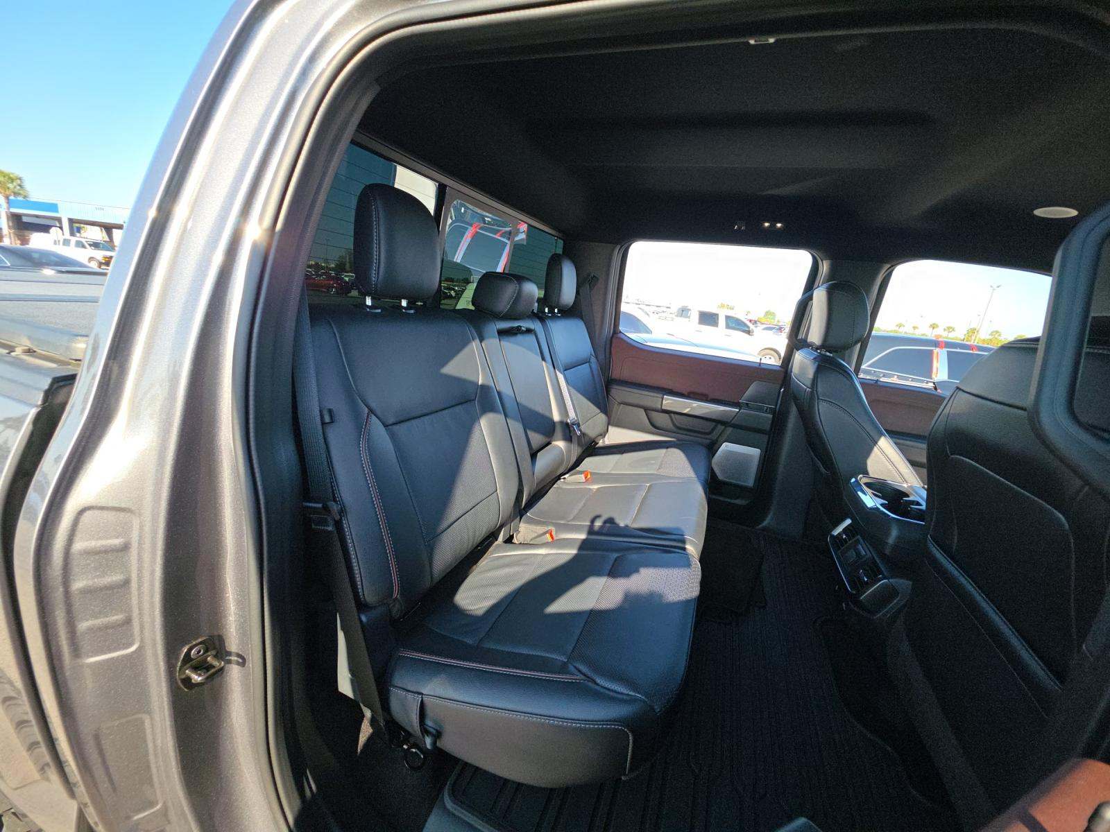 2022 Ford F-150 Lariat AWD