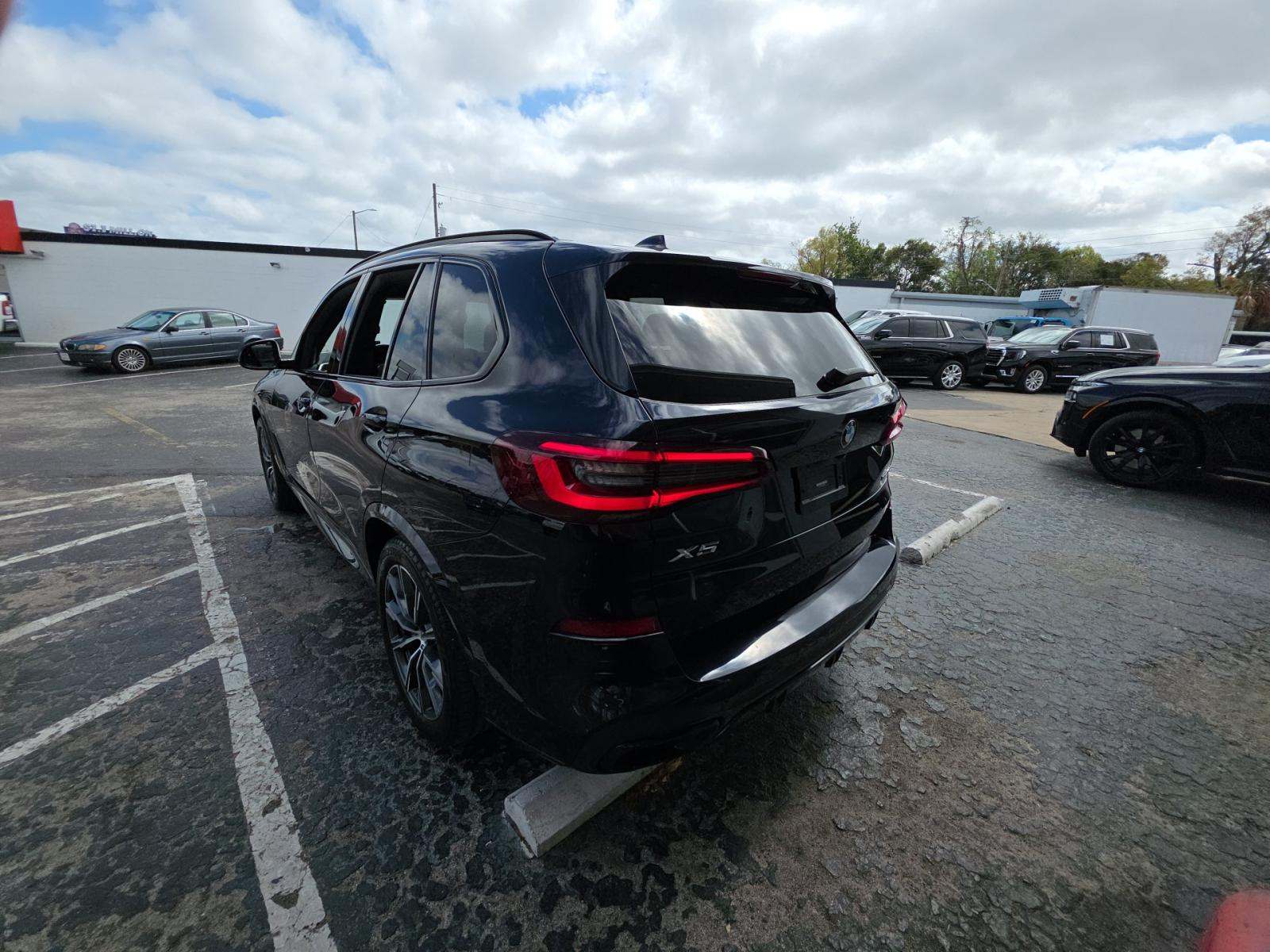 2021 BMW X5 sDrive40i RWD