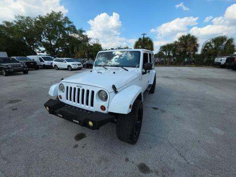 JEEP UNLIMITED SAHARA - 1