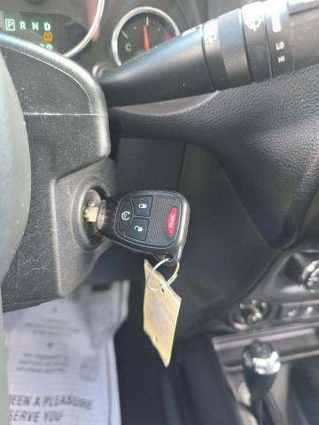 JEEP UNLIMITED SAHARA - 8