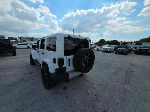 JEEP UNLIMITED SAHARA - 2