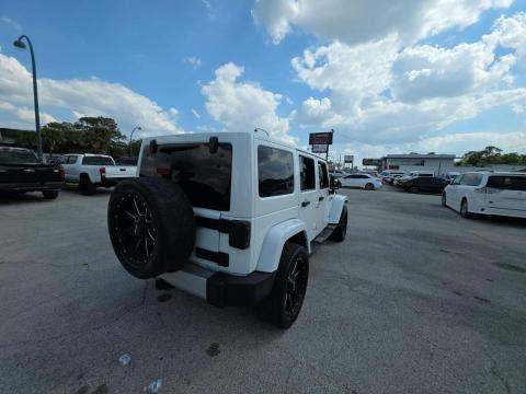 JEEP UNLIMITED SAHARA - 3