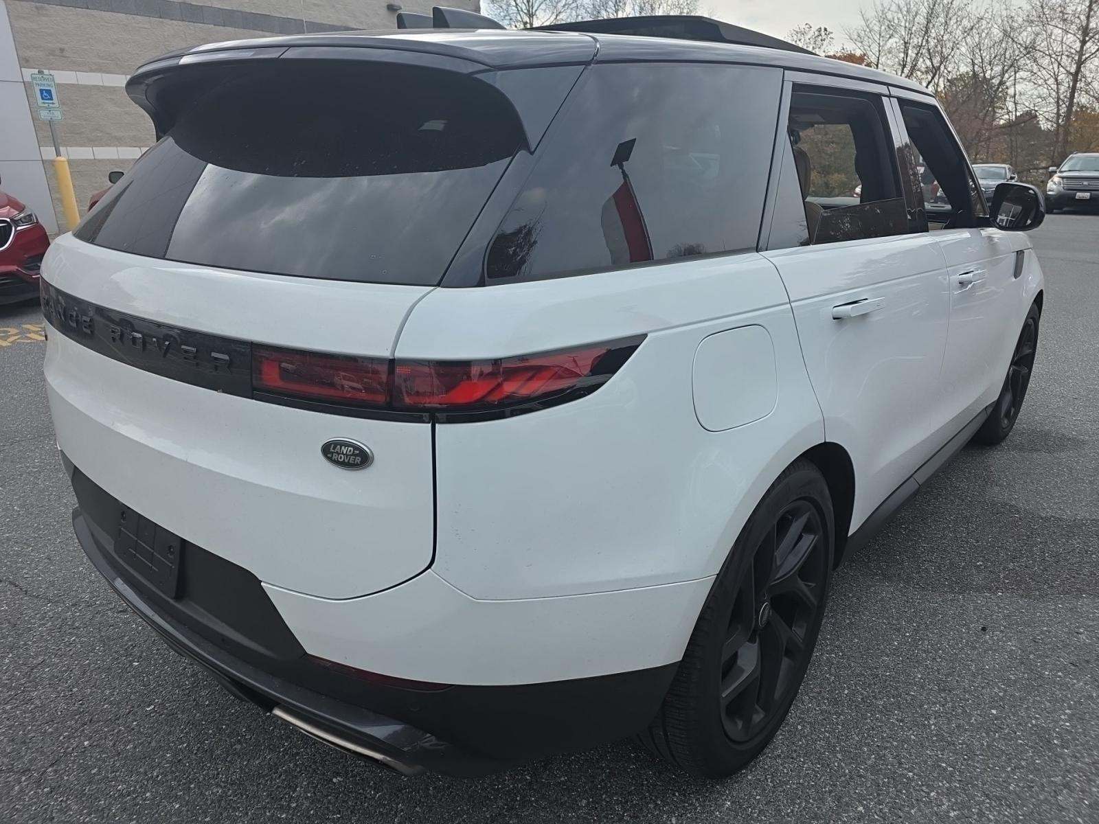 2023 Land Rover Range Rover Sport SE AWD