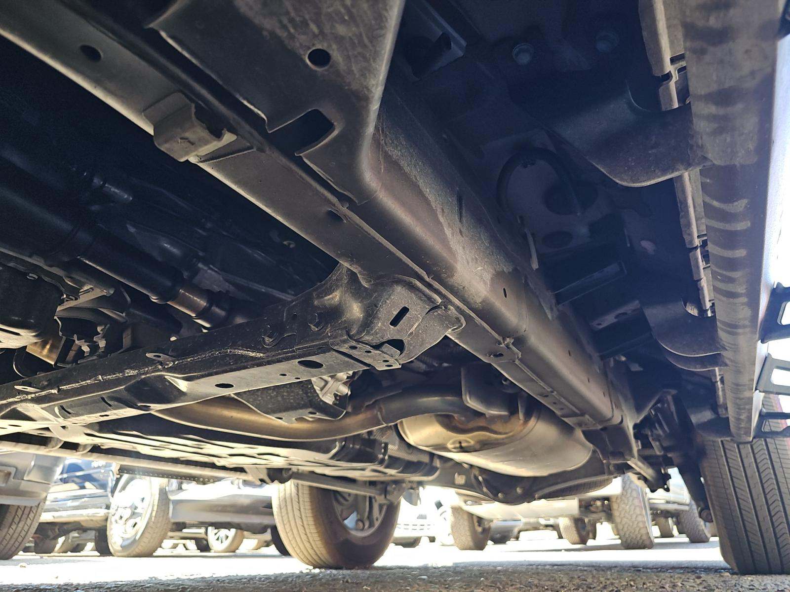 TOYOTA LAND CRUISER - 7